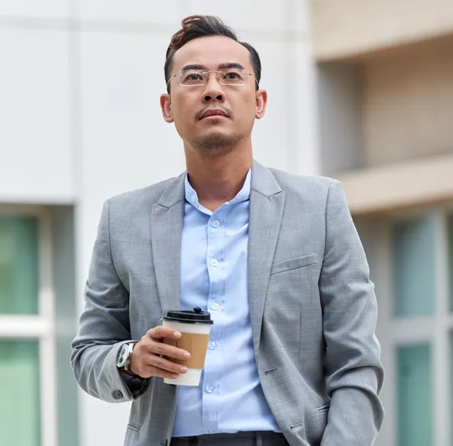 Meet Our Experts - NBA竞猜